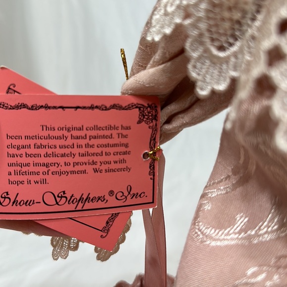 Porcelain Doll, Perla - Picture 4 of 8